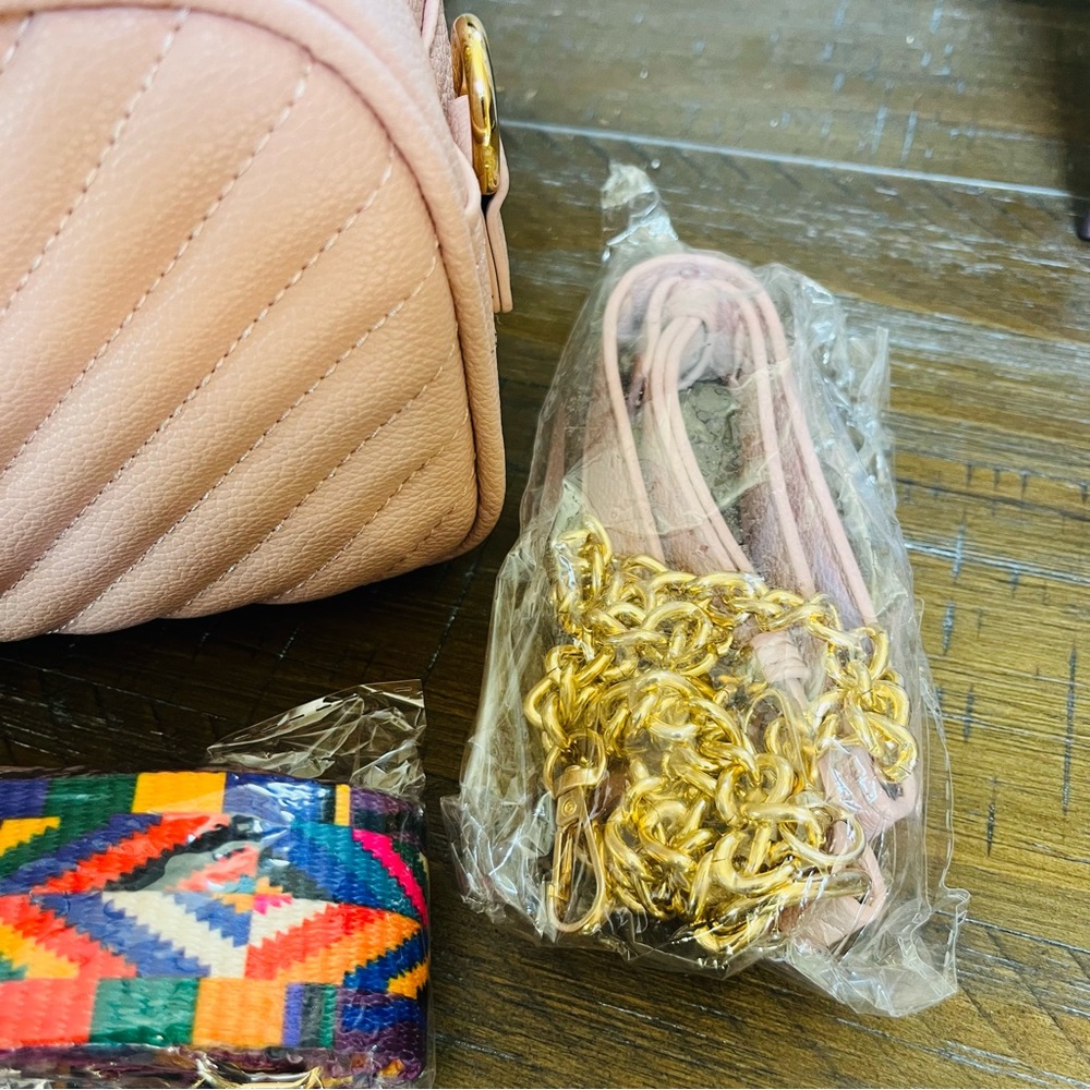 QUILTED Pale Pink Small Crossbody Clutch Purse Bag with 2 Straps Included NWOT - Picture 10 of 11